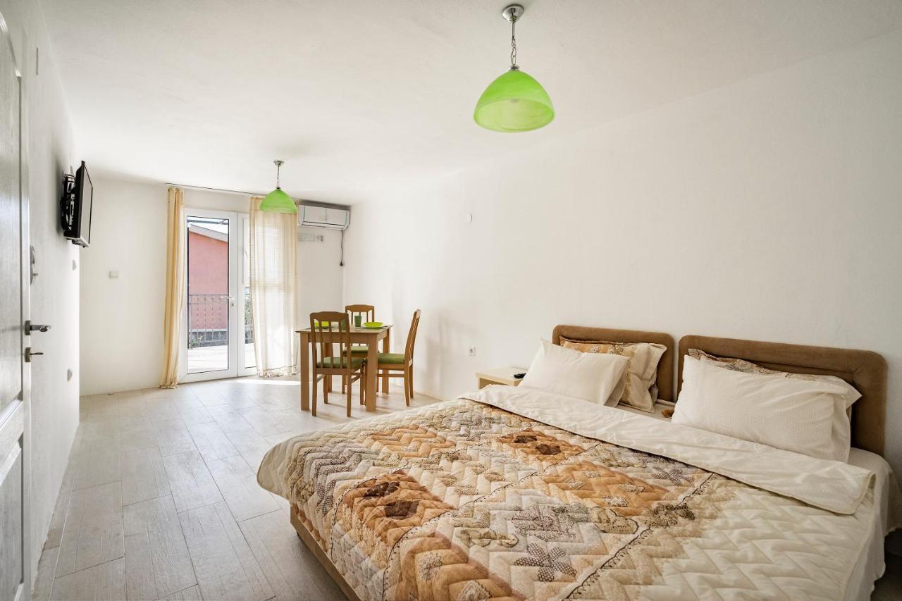 Apartments Natali بار المظهر الخارجي الصورة