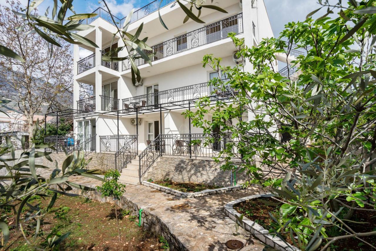 Apartments Natali بار المظهر الخارجي الصورة