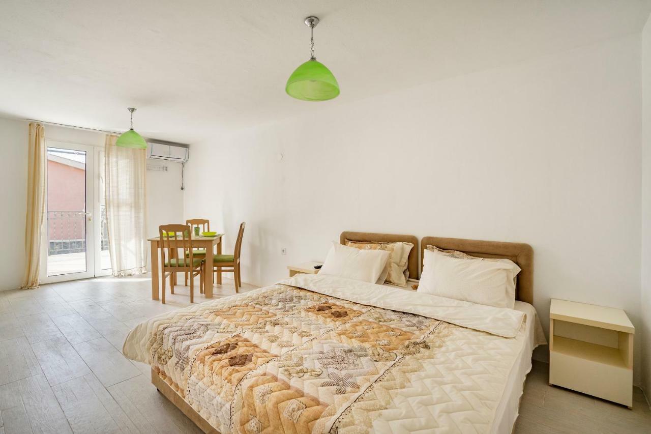 Apartments Natali بار المظهر الخارجي الصورة