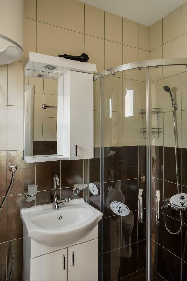 Apartments Natali بار المظهر الخارجي الصورة