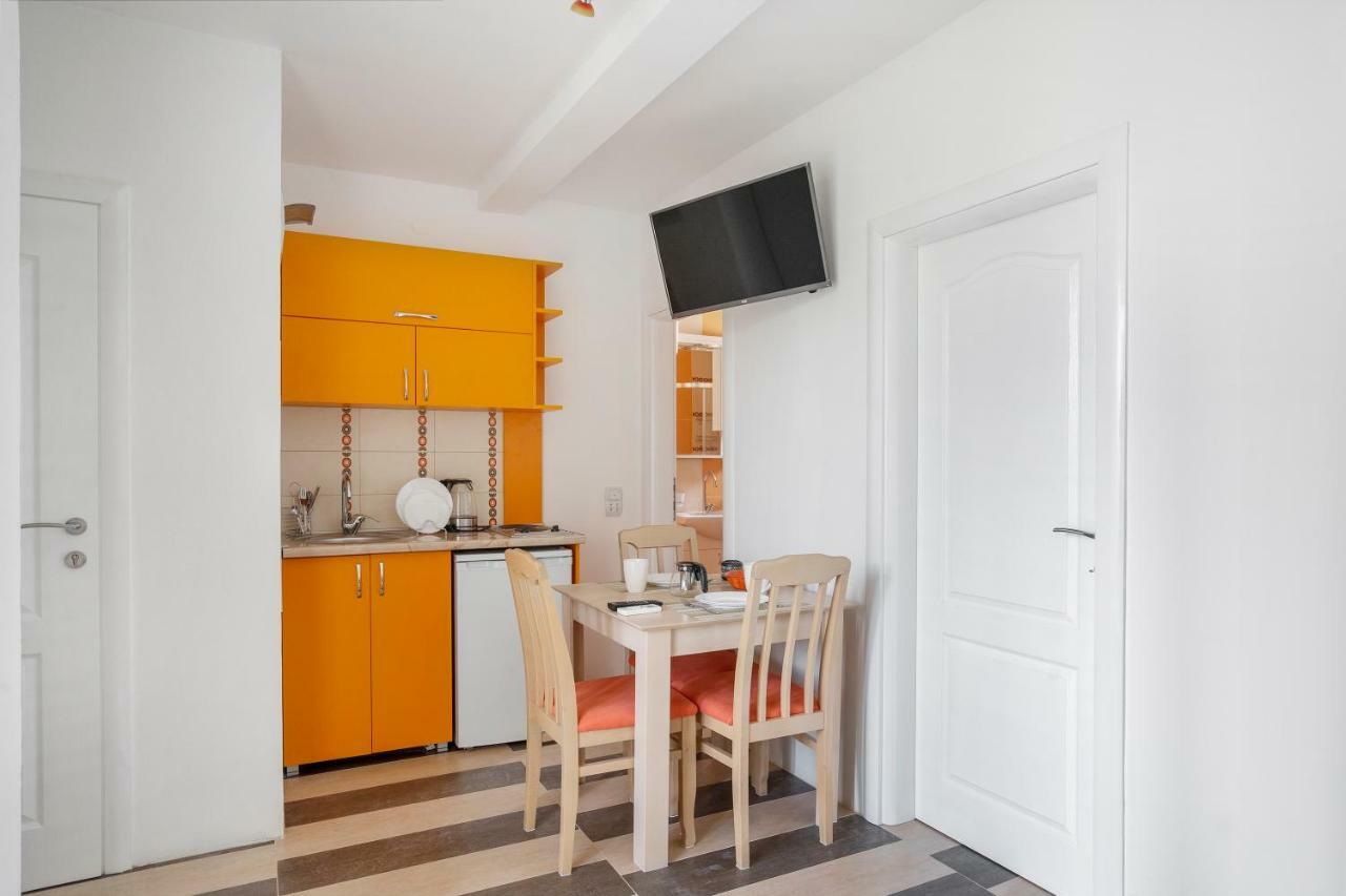 Apartments Natali بار المظهر الخارجي الصورة