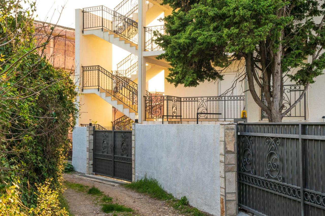 Apartments Natali بار المظهر الخارجي الصورة