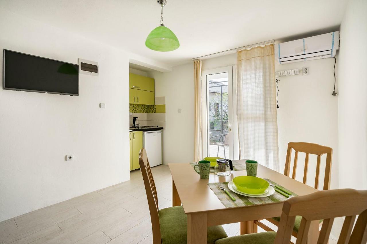 Apartments Natali بار المظهر الخارجي الصورة