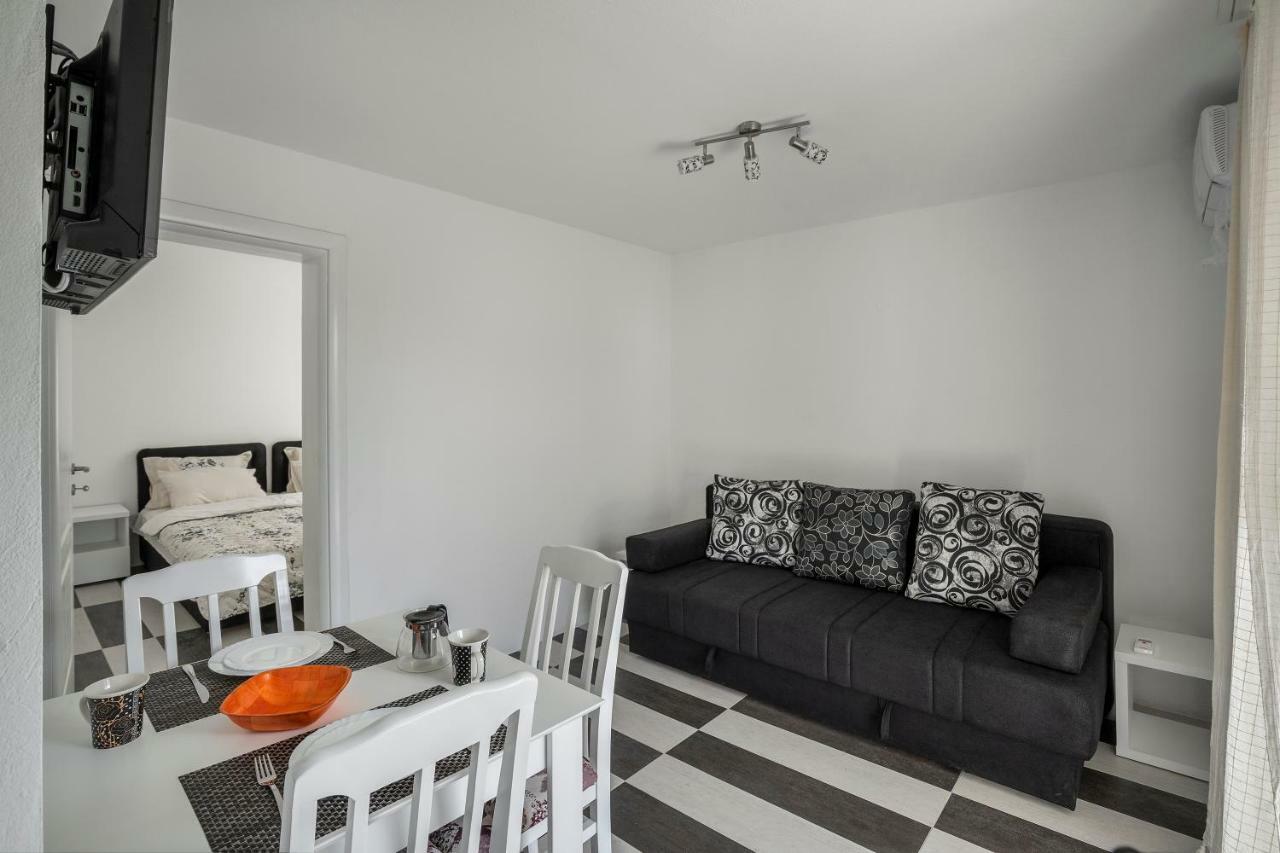 Apartments Natali بار المظهر الخارجي الصورة
