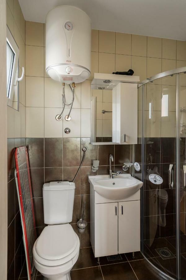 Apartments Natali بار المظهر الخارجي الصورة